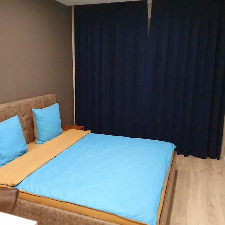 Apartservice In Uzhgorod S39 Buitenkant foto